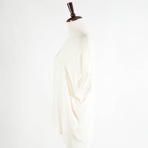 Vince Tops - VINCE – Gorgeous Ivory Silk Crepe Blouse - M Vince Tops - VINCE – Gorgeous Ivory Silk Crepe Blouse - M